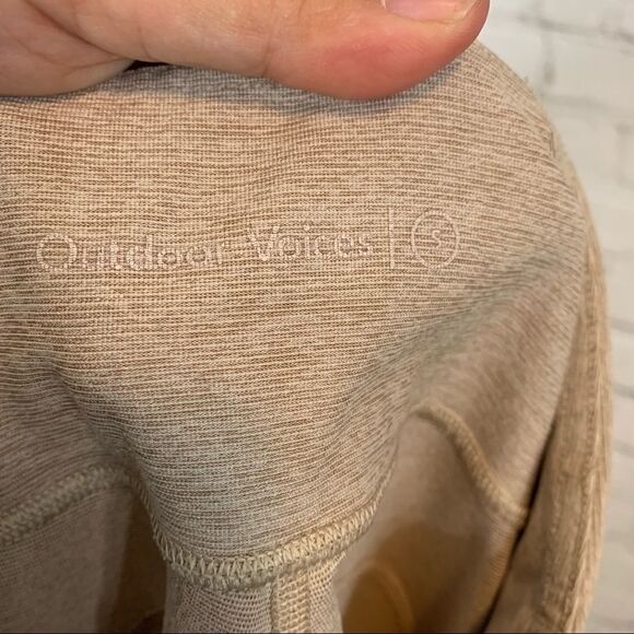 Outdoor Voices Tri Color Leggings Beige Cream Grey Size Small - Picture 9 of 10